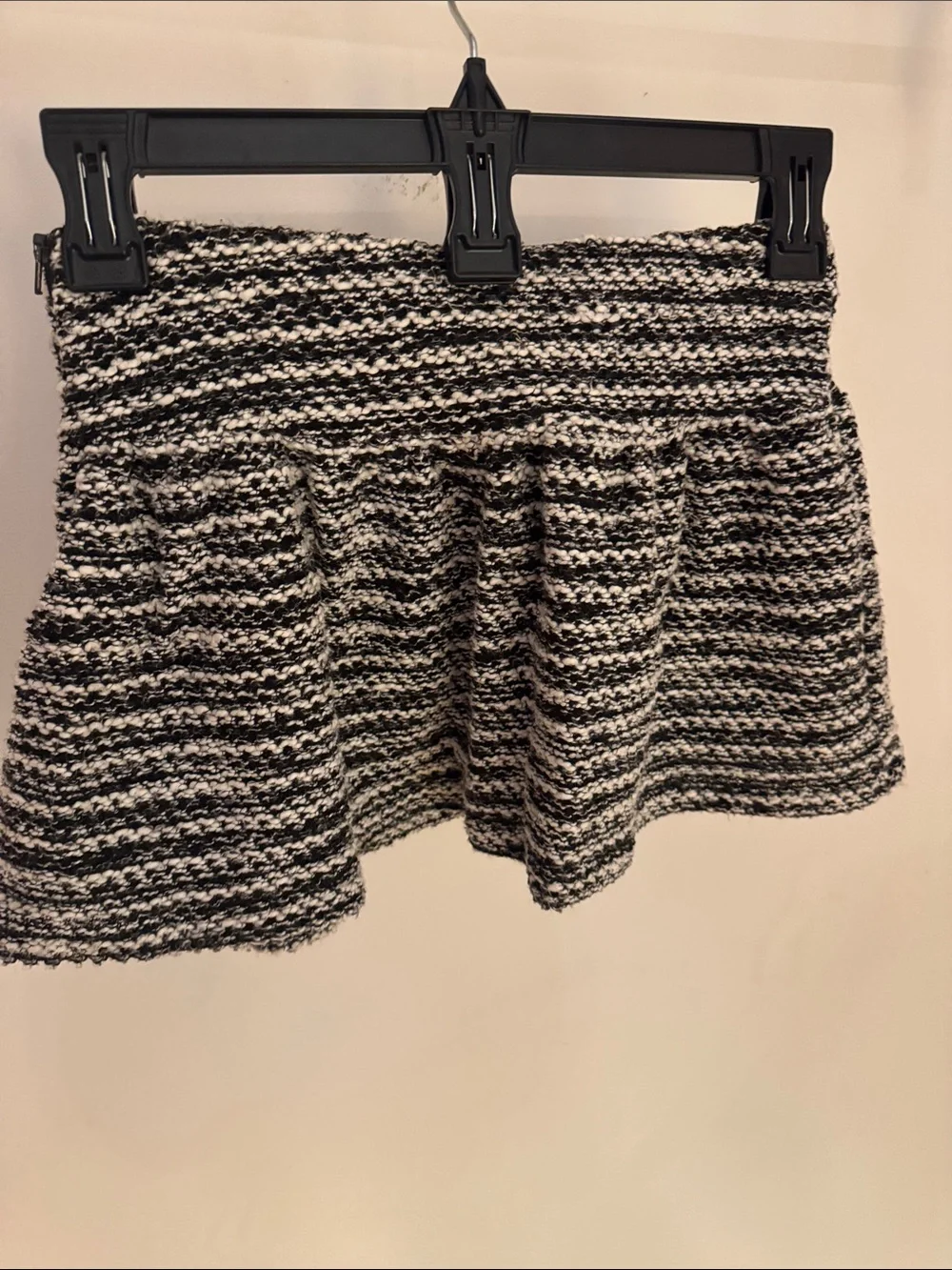 Gymboree Black and White Textured Knit Skirt